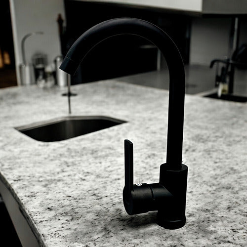 Griferia De Fregadero Cuello Alto Negro Mate Orus