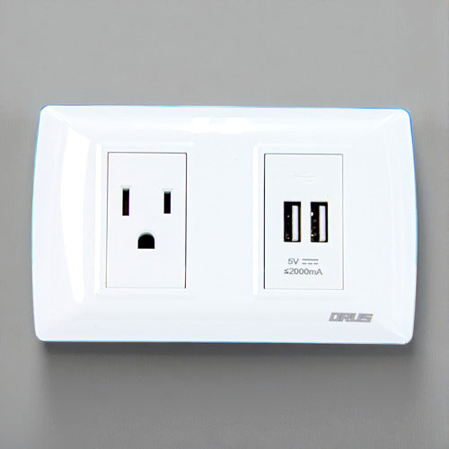 Toma Con Doble Puerto Usb Blanco 15amp Orus