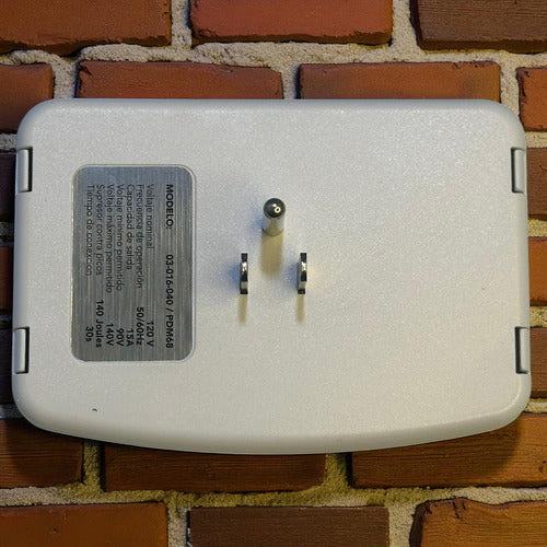 Protector Voltaje Vitron 3 Tomas 120v Equipos Electrónicos