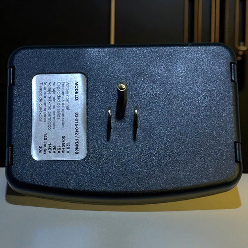 Protector De Voltaje Para Televisores Vitron 3 Tomas 120v