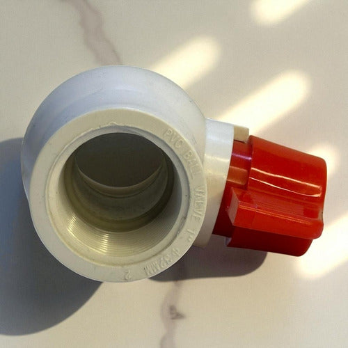 Llave De Paso Agua Fria 1'' Rosca Pvc Kobatex