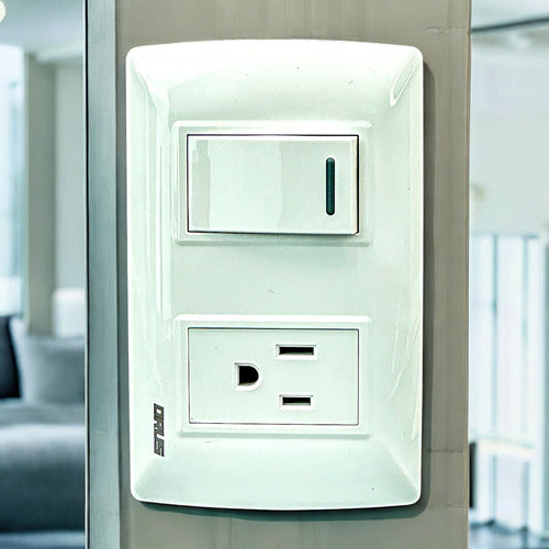 Interruptor Toma Blanco 15amp Orus