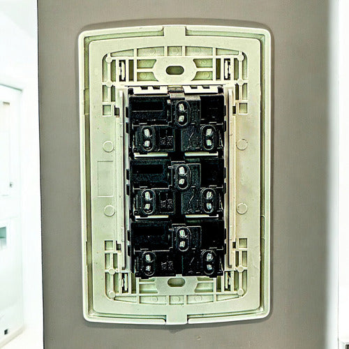 Interruptor Triple Blanco 10amp Orus