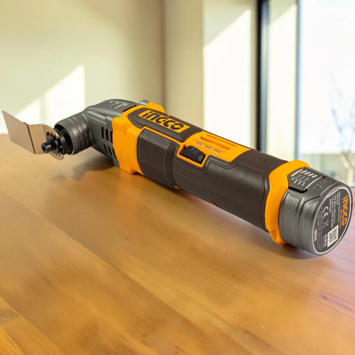 Multiherramienta Inalámbrica 20v Con 23 Accesorios Ingco