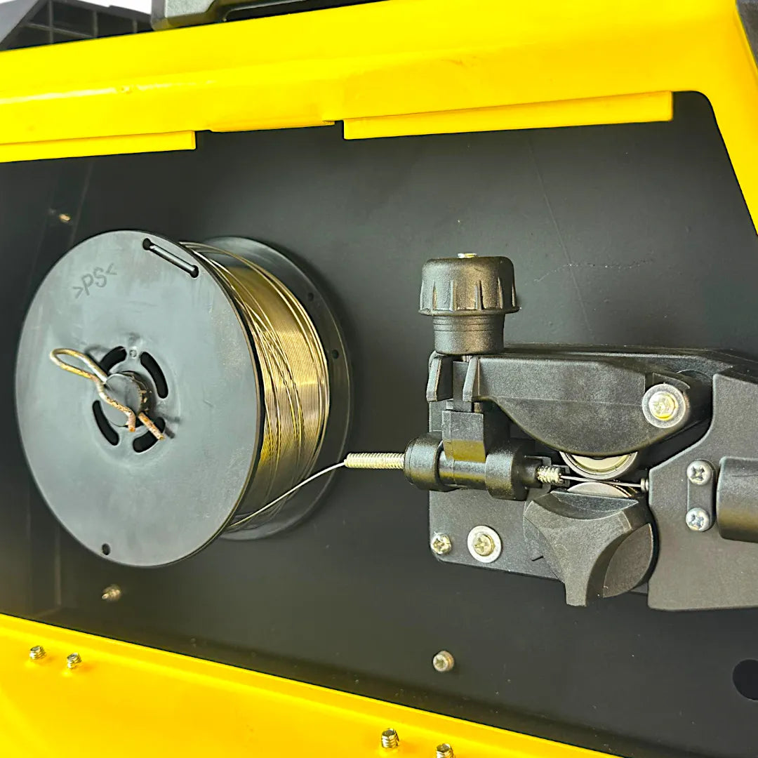 MAQUINA DE SOLDAR DE NUCLEO DE FLUJO 140A RAPTOR - GASKA