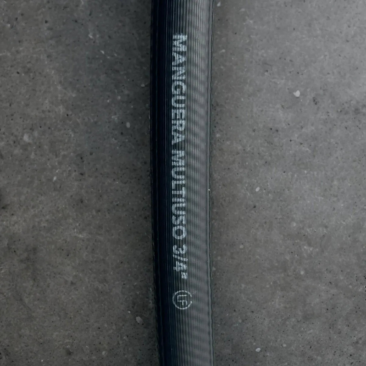 Manguera Gas 3/8"X1MT Negro LF - GASKA
