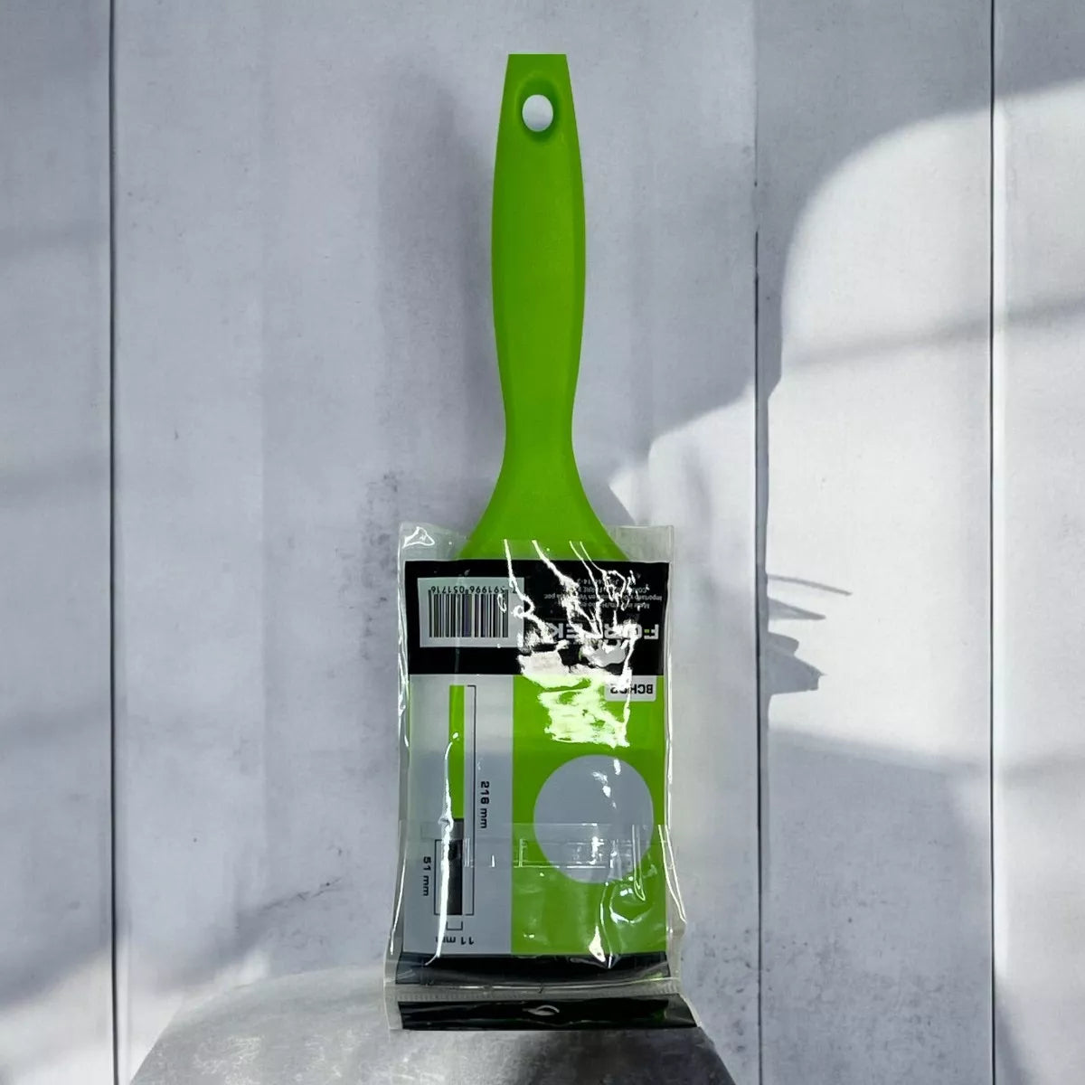 Brocha 2" Mango Plastico Verde Fortek