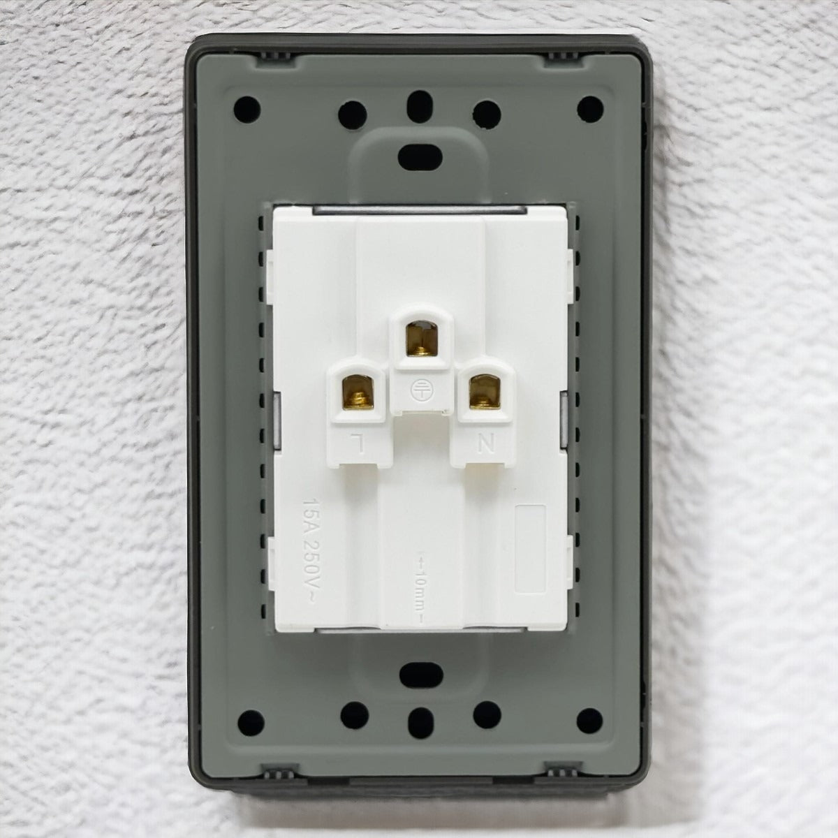 Toma Doble Elite Plata 127-250V 15AMP 250V Lumistar