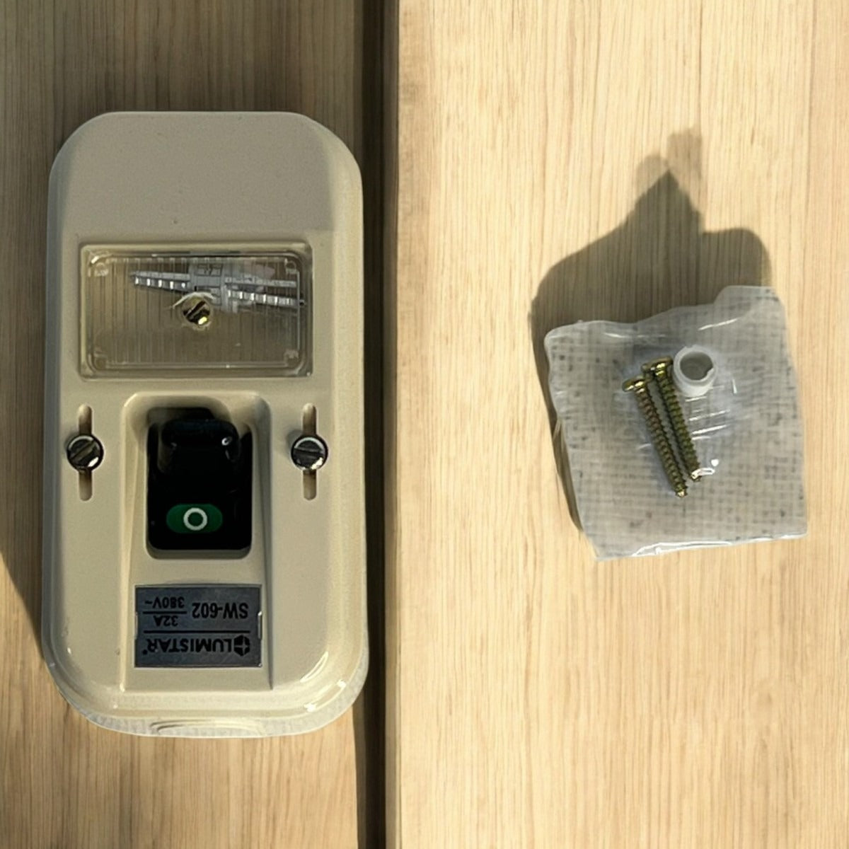 Interruptor Bipolar T/Ticino 32AMP (380V) Lumistar
