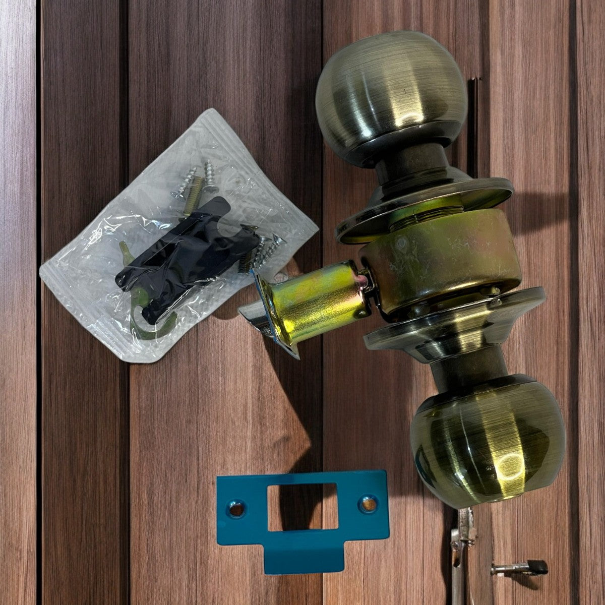 CERRADURA DE POMO REDONDO BAÑO BRONCE ANTIGUO FORTEK