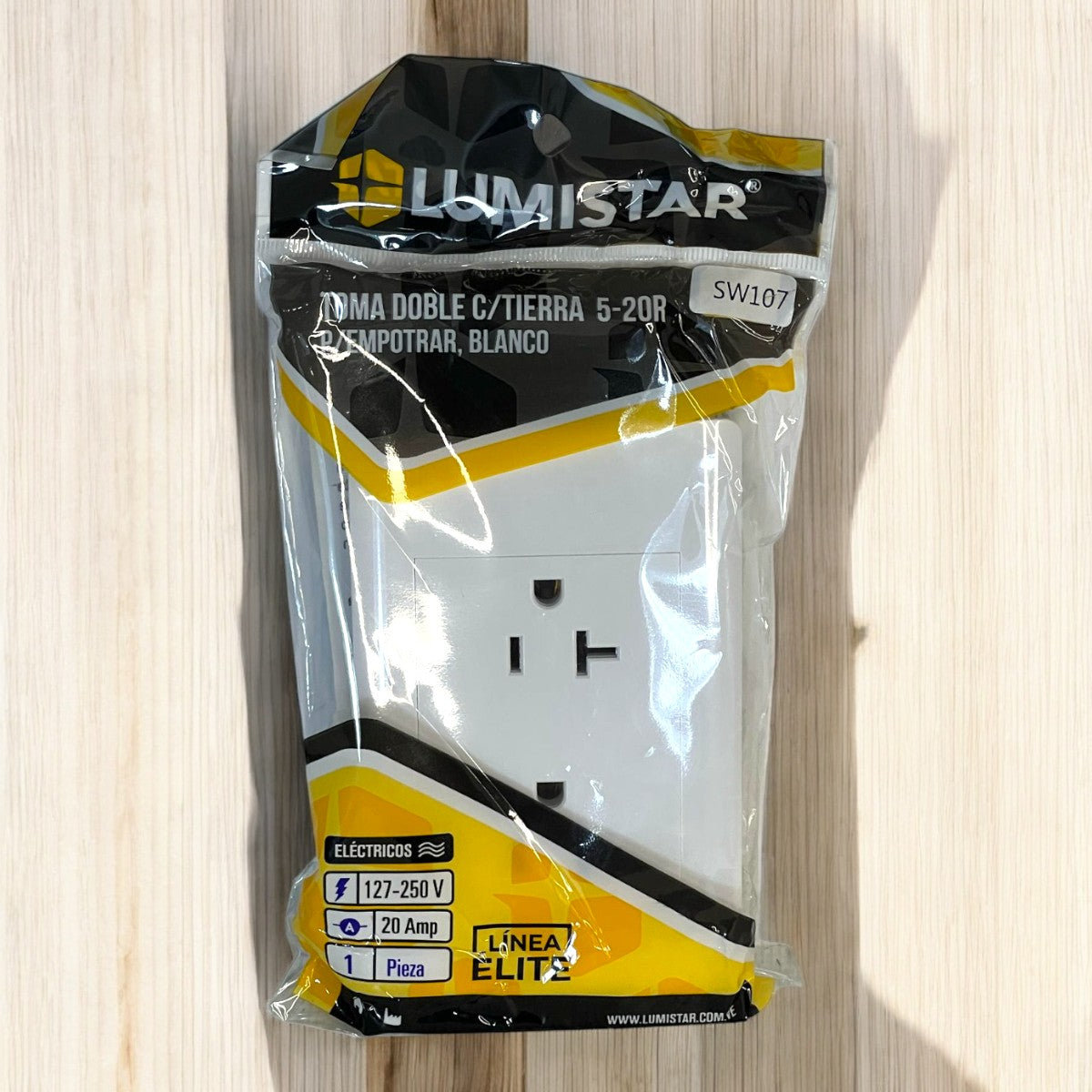 Toma Doble Elite Blanco 20AMP (127-250V) Lumistar