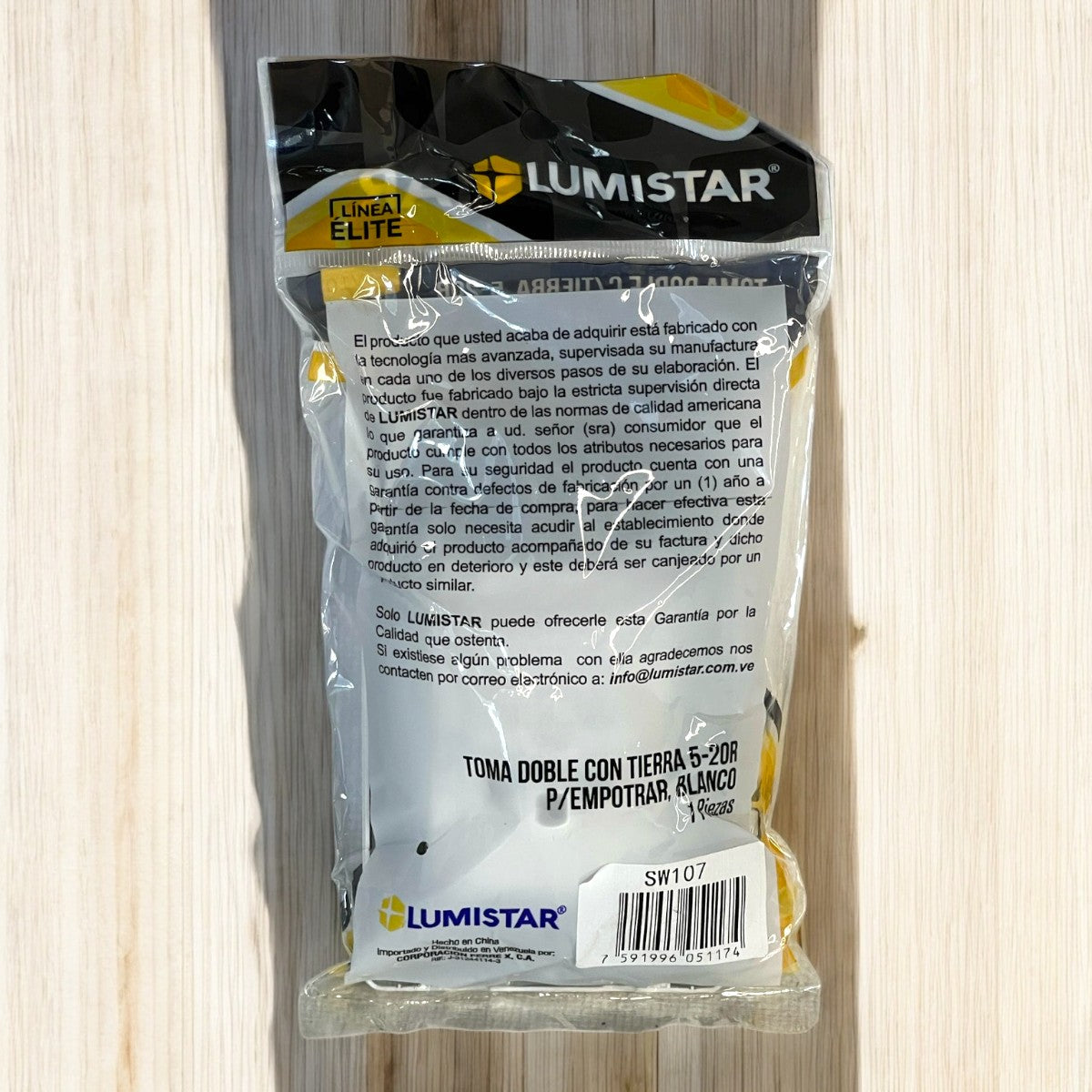 Toma Doble Elite Blanco 20AMP (127-250V) Lumistar
