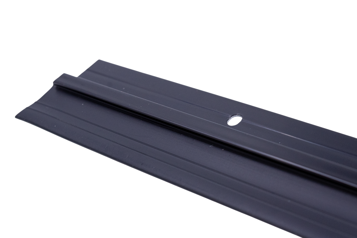 Parabichos Zocalo Puertas Negro 1mtr Aluminio Covo