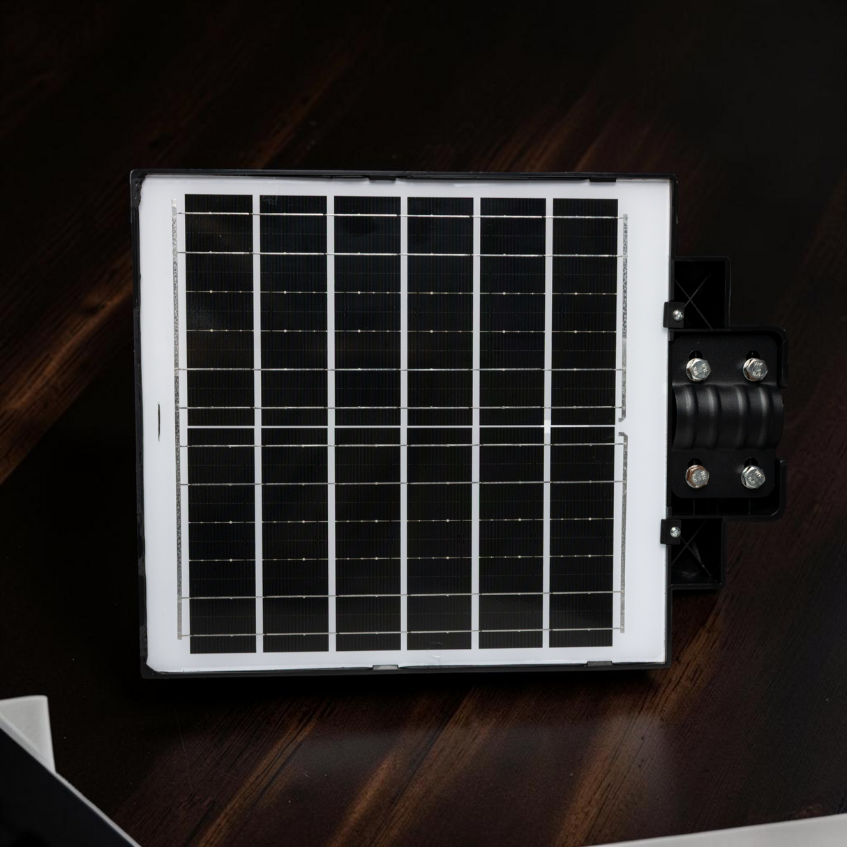 Reflector De Alumbrado Público Led Solar 150w Fox
